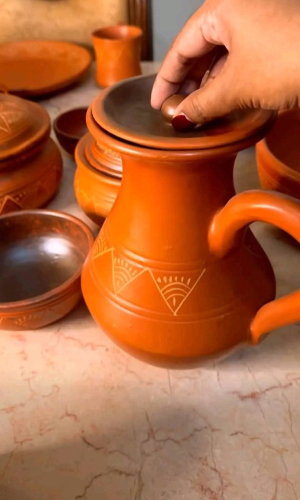 মাটির জগ-৩